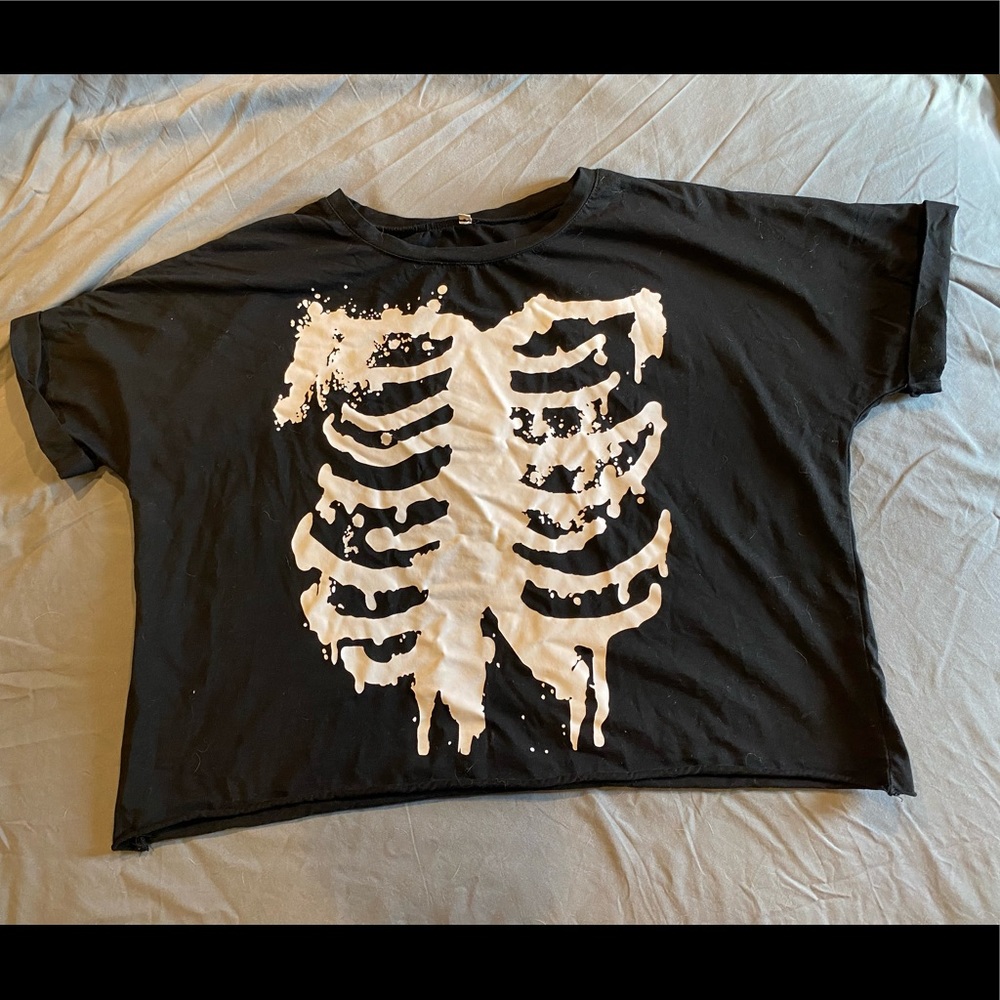 Black Cropped Skeleton Shirt Size Large